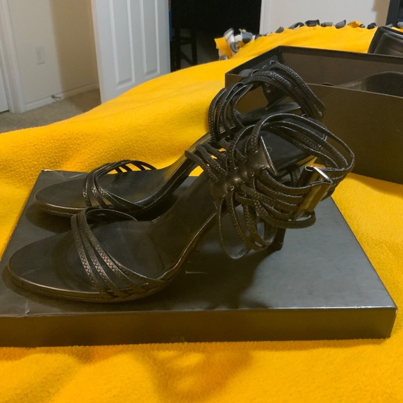 Gucci SHOE - Picture 2 of 4